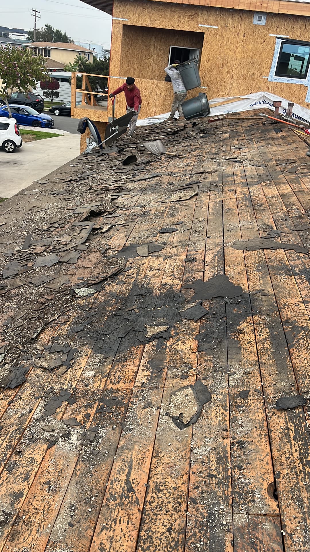 Job photo: Old roof stripped clean and hauled away